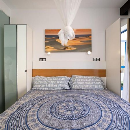 Apartamentos Playa Feliz ปลายา เดล อิงเกลส ภายนอก รูปภาพ