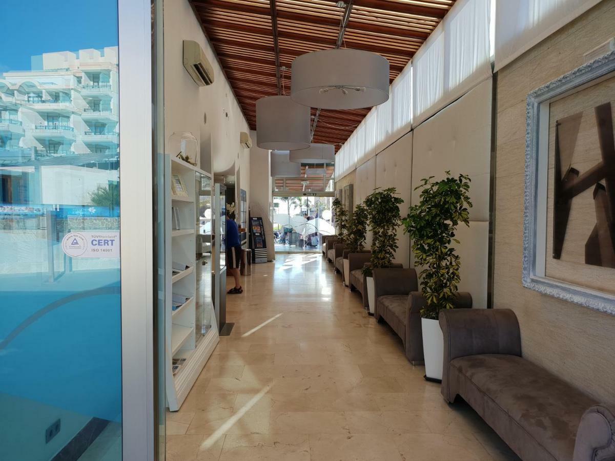 Apartamentos Playa Feliz ปลายา เดล อิงเกลส ภายนอก รูปภาพ